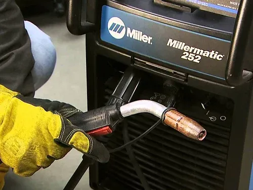 Millermatic 252